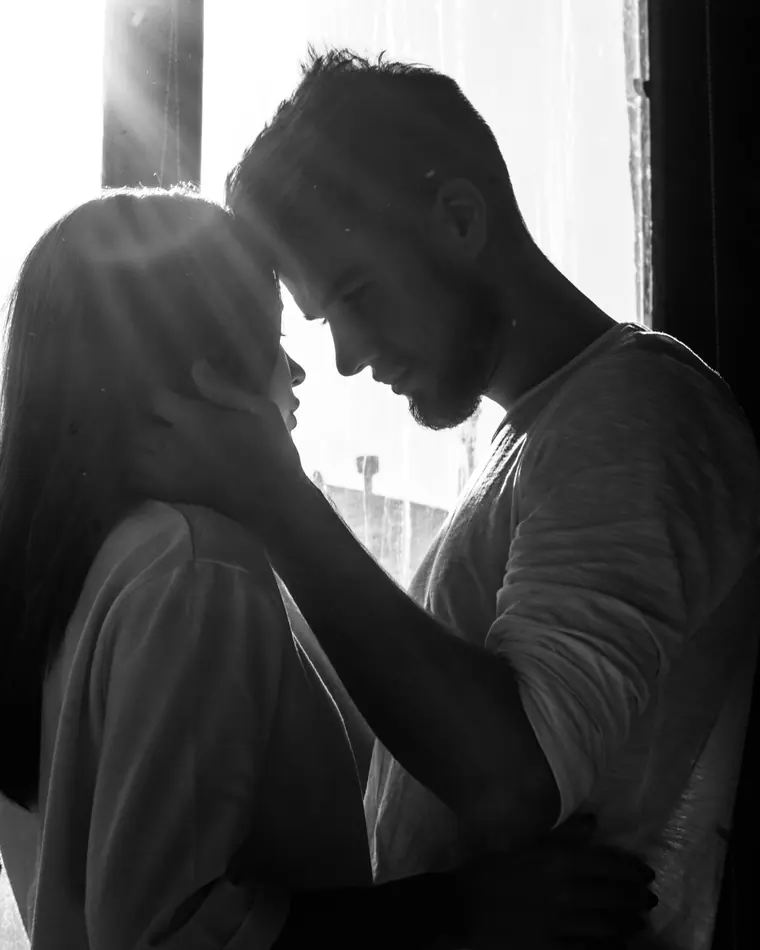 Black and white couple photoshoot in Paris